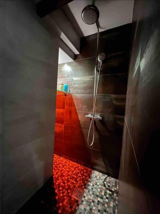 Chez Alam A Hotel De Ville Лион Экстерьер фото